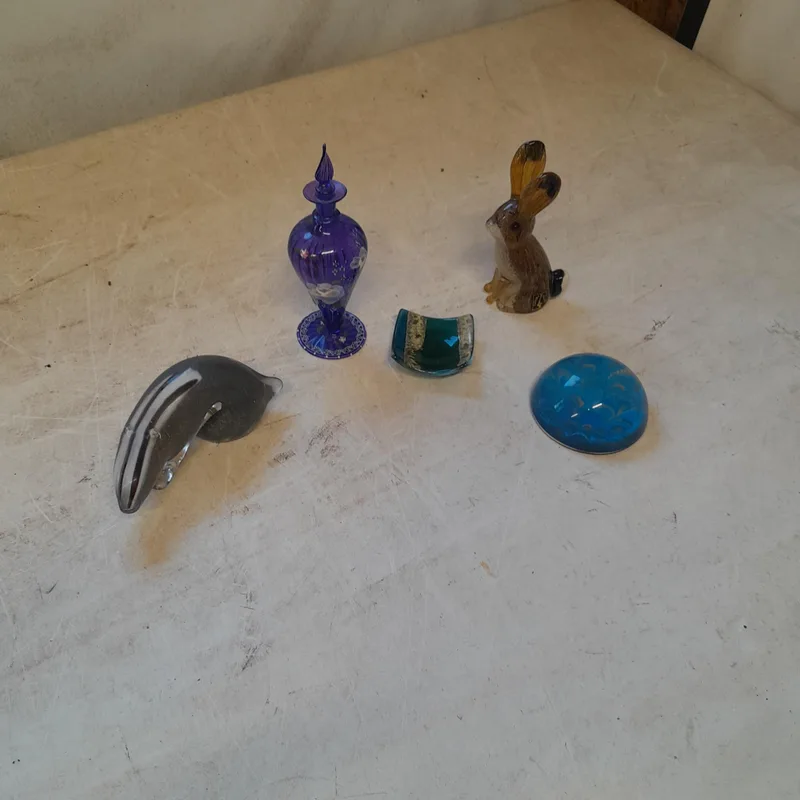 Small collection of coloured glassware, Venetian bottle, Langham and others