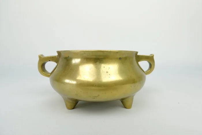 Bronze Censer — Xuande Mark - Bronze - China - 19th-20th century