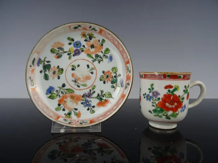 Cup and saucer - Porcelain - Qianlong Emperor (1736–1795)