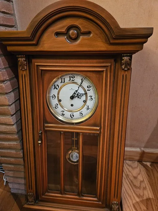 Wall clock - Wood - 1980-1990