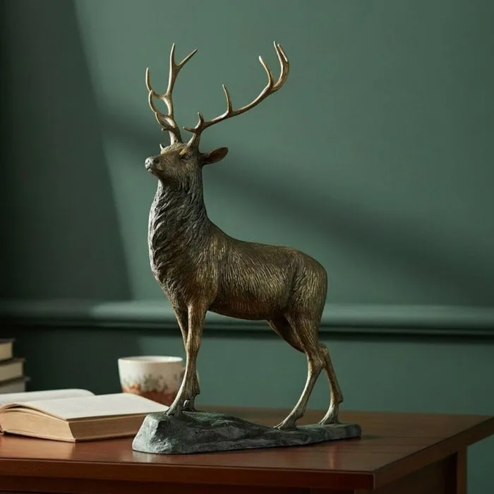 Sculpture, Majestic Stag - Deer - 30 cm - Bronze