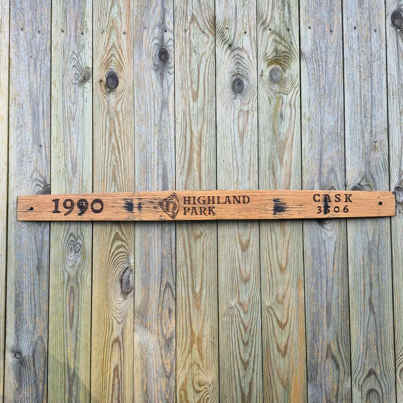 Highland Park 1990 Reclaimed Oak Whisky Barrel Stave Wall Art (N/A%)