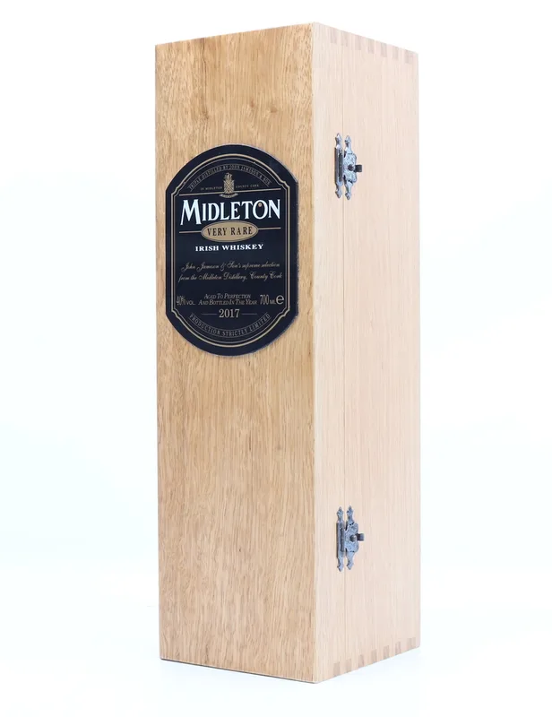 Midleton – Very Rare 2017 Bottle No.013061