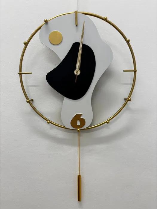Wall clock with a pendulum - Metal - 2000-2010 - Surrealist