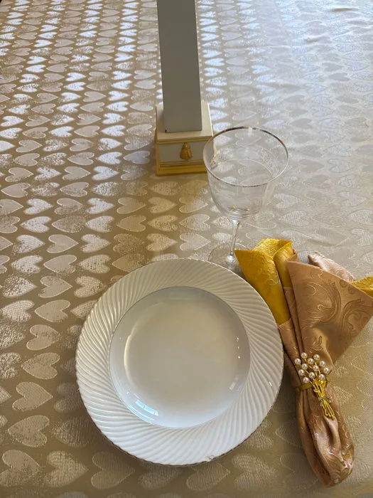 san leucio - Elegant ivory silk damask tablecloth with hearts, Shabby. - Tablecloth - 260 cm - 130 cm