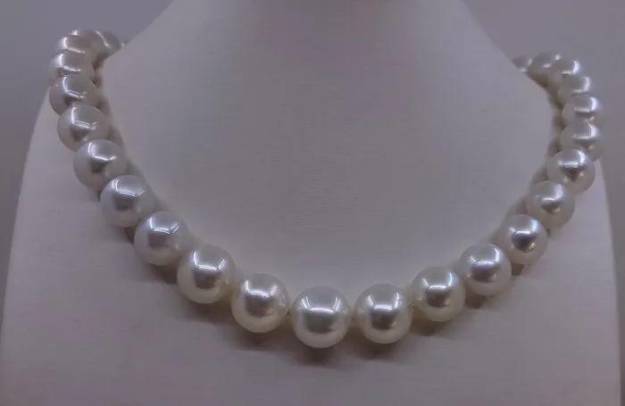 Necklace PSL Certified Round South Sea Pearls - 11.0x13.6mm