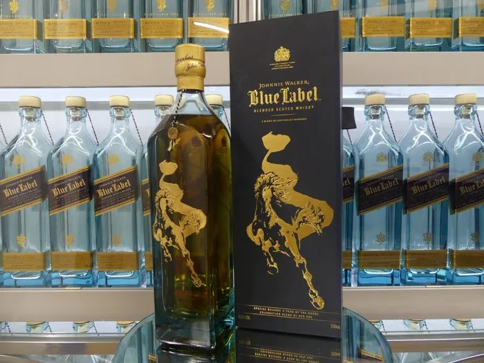 Johnnie Walker Blue Label Celebrating Year of the Horse Special Release Taiwan - b. 2014 - 750ml