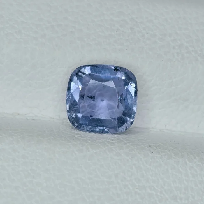 Blue Sapphire - 1.36 ct - Gemological Science International (GSI)