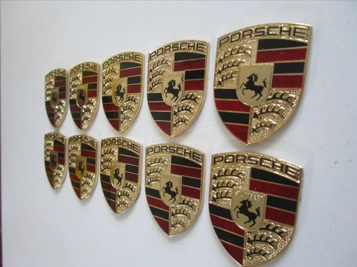 Badge > set of 10 steel/NOS > logo 40/30mm - Germany - 21st