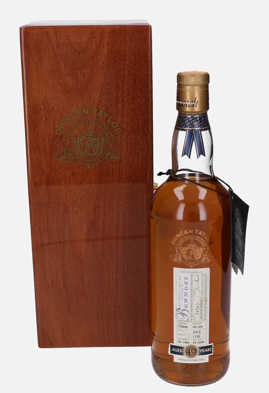 Bowmore – 1966 40 Year Old Duncan Taylor (75cl, 43.2%)