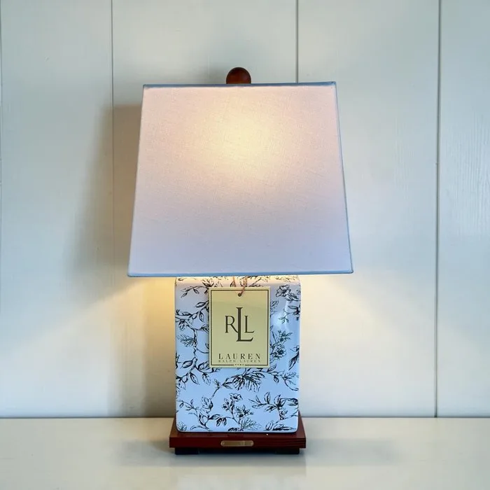 Ralf Lauren (Home) - Table lamp - Lauren Ralph Lauren – Contemporary Ceramic Table Lamp - Ceramic, Wood