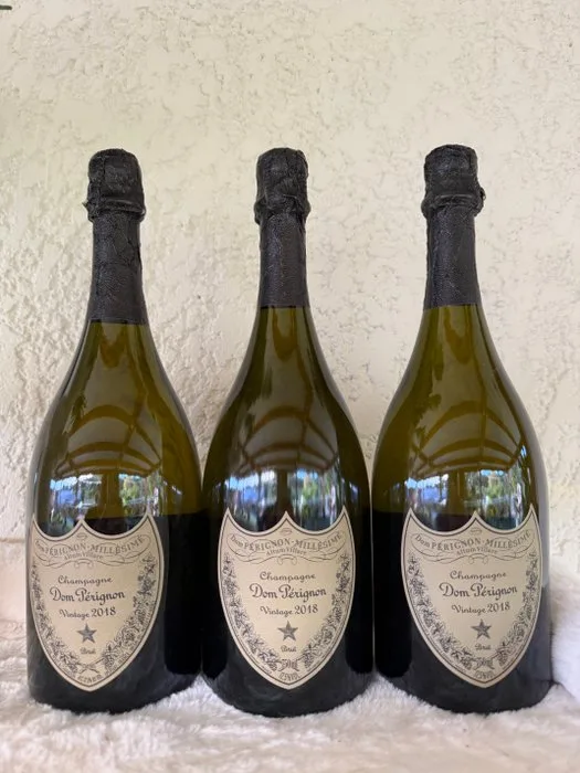 2018 Dom Pérignon - Champagne Brut - 3 Bottles (0.75L)