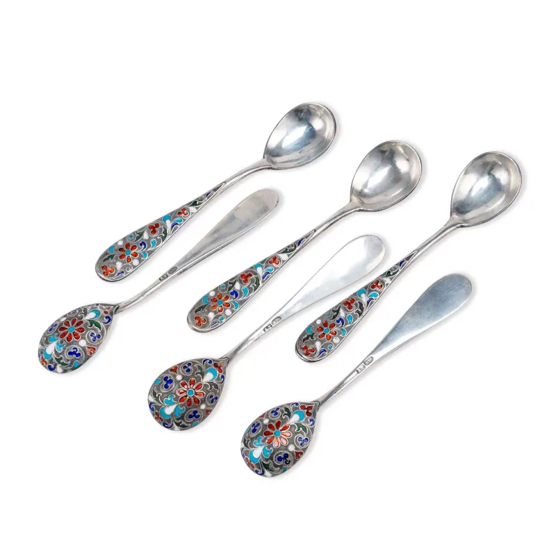 A Set Of Six Russian Silver And Enamel Coffee Spoons late 19th/ early 20th Century, 84 Zolotnik, maker's mark A.T