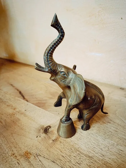 Mascot - Circus elephant - Brass