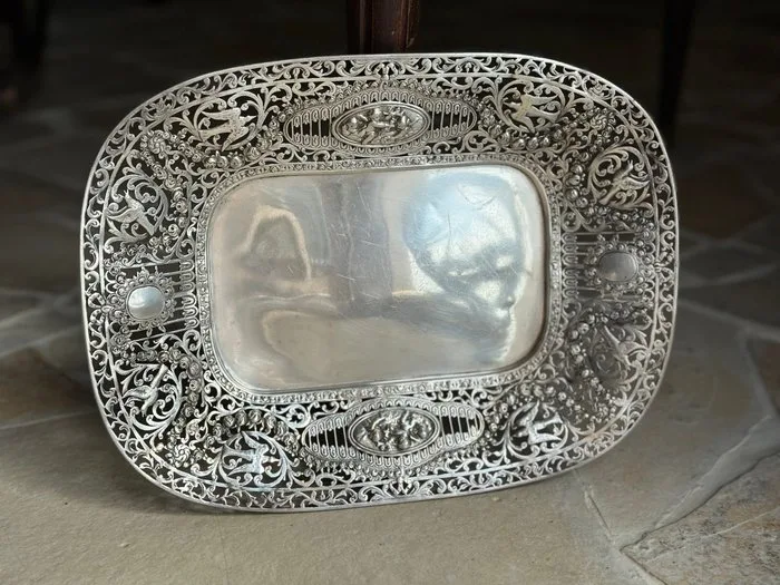 Wolfers Frères - Wolfers Frères - Platter - Wolfers Frères -.800 silver - Silver Presentation Tray