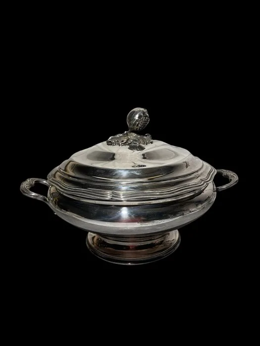 Tureen - Silverplated - Antique soup tureen