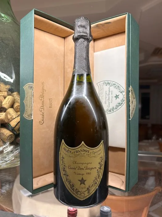 1985 Moët & Chandon, Cuvée Dom Pérignon - Champagne Brut - 1 Bottle (0.75L)