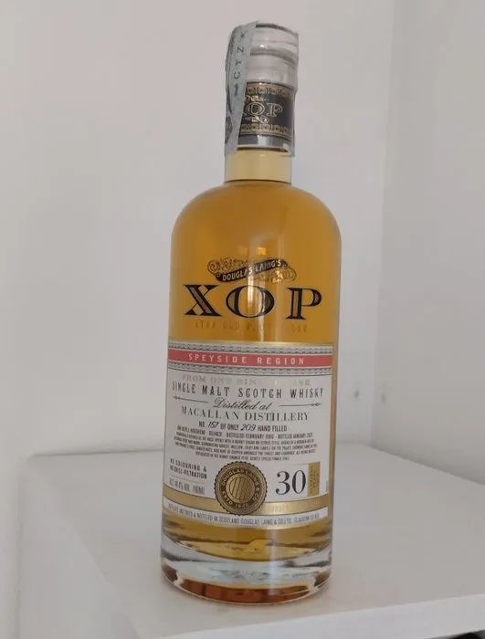 Macallan 1990 30 years old XOP Xtra Old Particular - Douglas Laing - b. 2021 - 70cl