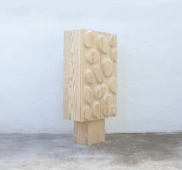 Tom Heywood - Cabinet - Pinewood - Kelhek Cabinet