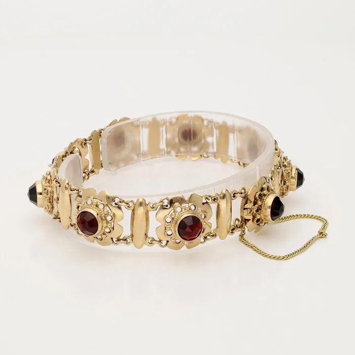 Bracelet - 14 kt. Yellow gold - 6.30ct. tw. Garnet