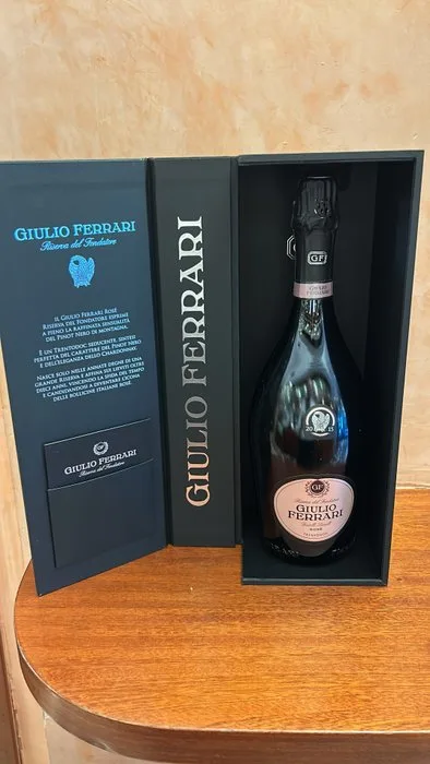 2015 Cantine Ferrari, Giulio Ferrari Rosé Riserva del Fondatore - Trentino Alto Adige - 1 Bottle (0.75L)