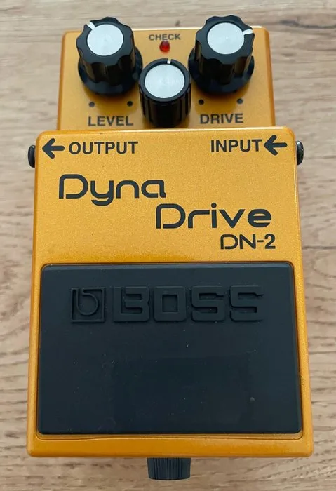 Boss Dyna Drive DN-2 - Effect pedal