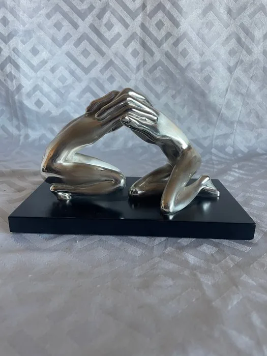 Ottaviani - Sculpture, Fusione - 13 cm - Silver laminated - Ottaviani Lovers sculpture - Romanticism - Erotica - Bodies in the hands