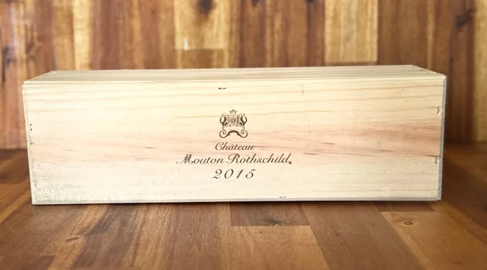 2015 Chateau Mouton Rothschild - Pauillac 1er Grand Cru Classé - 1 Bottle (0.75L)
