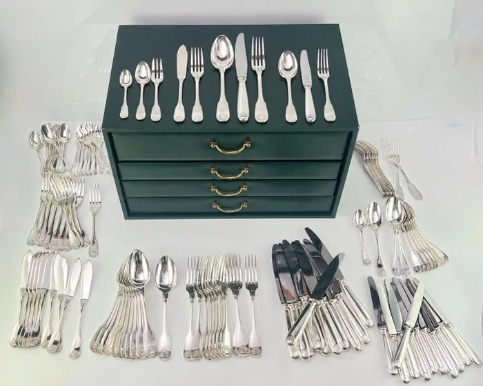 Christofle - Cutlery set (147) - Vendome - 15kg - Serving pieces 14pcs - Silverplated - Complete 12persons&chest