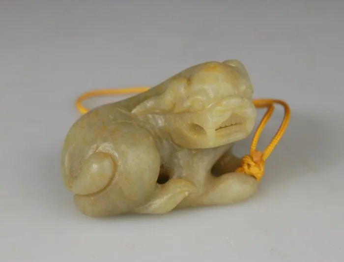 Chinese Sculpture - Chimera Lion - Archaic Style - Pierre Dure - China - 20th century