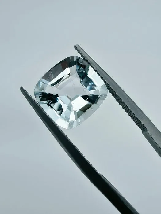 Blue, Green Aquamarine - 5.31 ct - Antwerp Laboratory for Gemstone Testing (ALGT)
