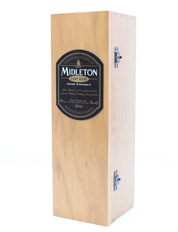 Midleton – Very Rare 2016 Bottle No.001202
