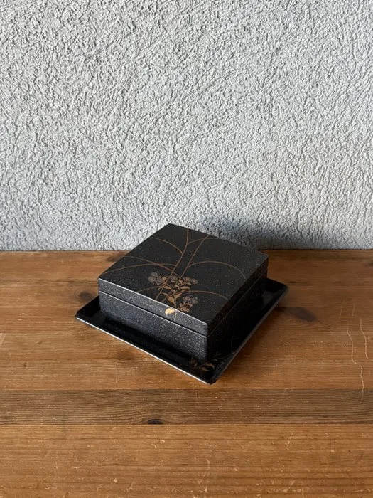 Box - Japanese Black Lacquered Box with Matching Tray and Gold Floral Decoration - Wood