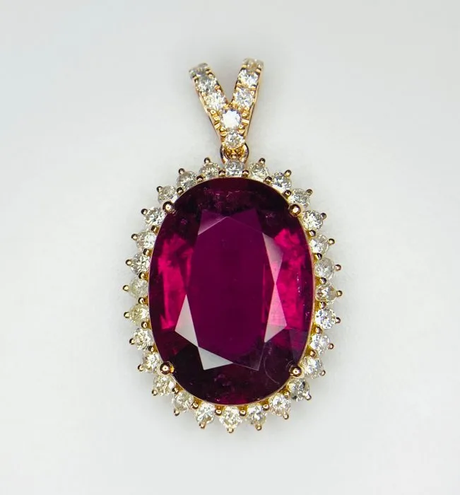 Pendant - 14 kt. Yellow gold - 8.55ct. tw. Tourmaline - Diamond