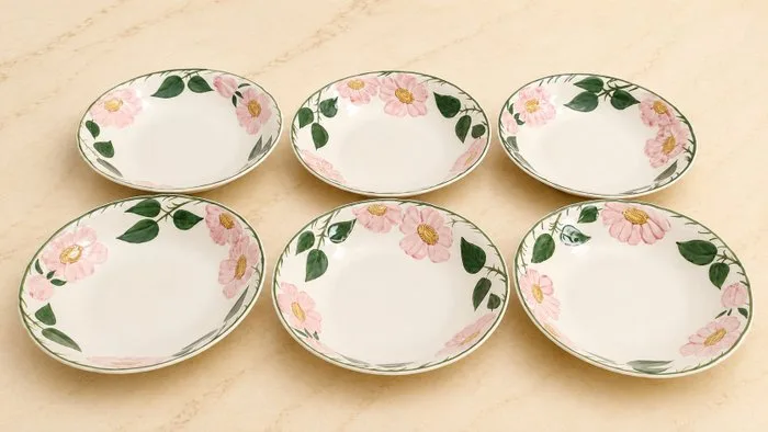 Villeroy & Boch - Suite de 6 assiettes creuses - Table service for 6 (6) - Wildrose - Porcelain - Table service