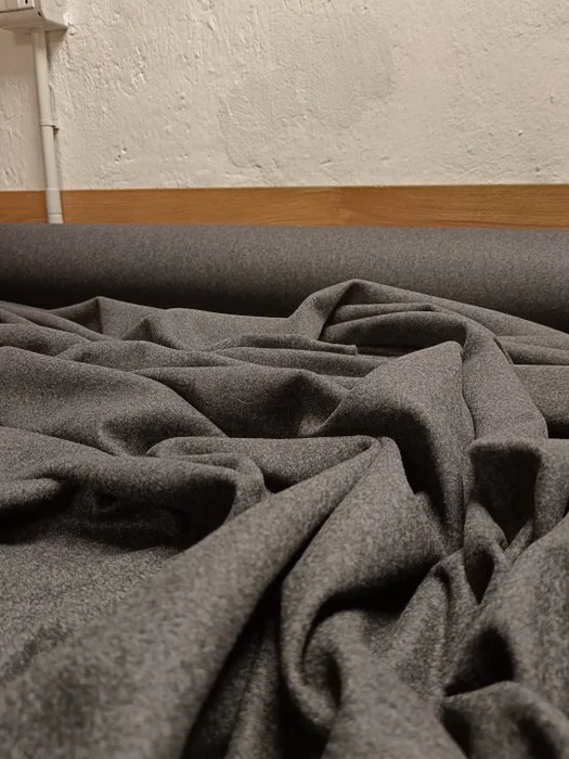 Shetland wool fabric E779 measures 1.60 x 6.70 m. - Textile - 670 cm - 160 cm - Shetland cloth