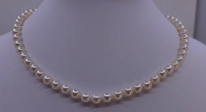 Necklace 6.5x7mm Bright Akoya Pearls