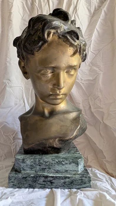 Nach Francesco Parente (1885 - 1969) - Sculpture, Junger Mann - 44 cm - Bronze, Marble