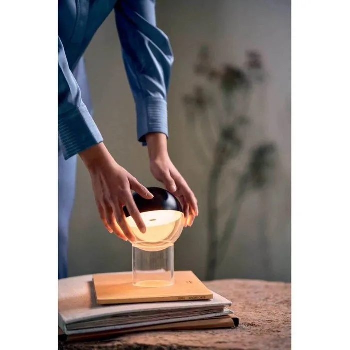 Frandsen - Ida Tvede - Table lamp - Pila portable LED table lamp Black - Metal
