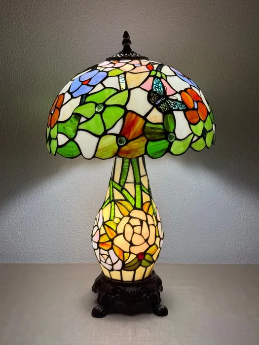 Tiffany tafellamp Studio style "Butterfly Aurora Flora" met 2 lichtpunten! - Table lamp - Stained glass