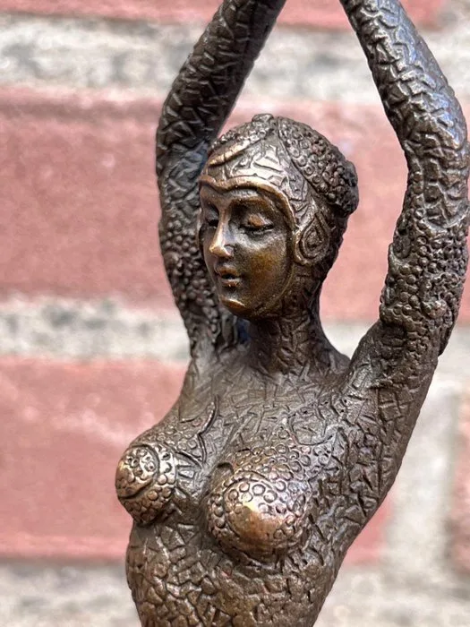 Decorative ornament - Europe - Art Deco Bronze Sculpture