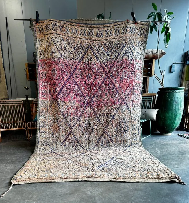 Vintage Moroccan Rug from the Chichaoua Region – Handwoven Wool Rug - Rug - 350 cm - 190 cm