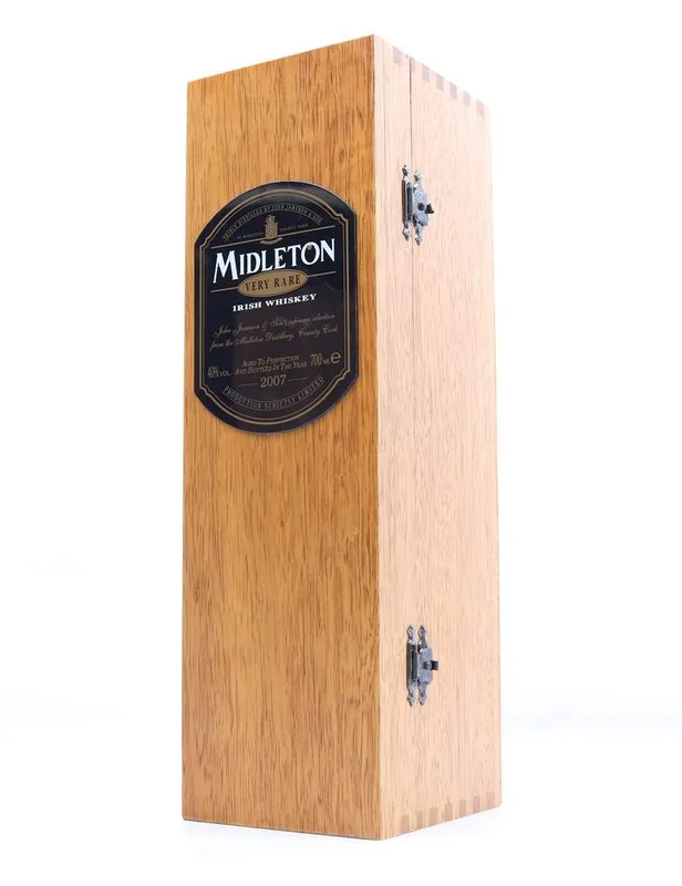 Midleton – Very Rare 2007 Bottle No. 040973