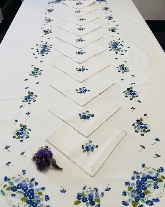 Embroidery (13) - 320 cm - 170 cm - Embroidered, large size