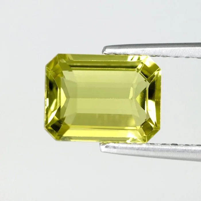 1 pcs Green, Yellow Chrysoberyl - 2.07 ct - International Gemological Institute (IGI)