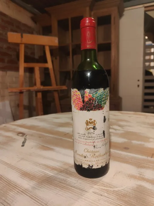 1979 Chateau Mouton Rothschild - Pauillac 1er Grand Cru Classé - 1 Bottle (0.75L)