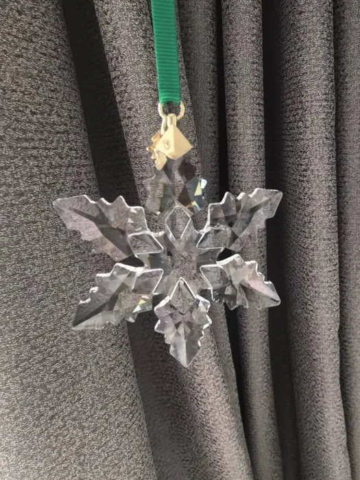 Swarovski - Statuette, Christmas Ornament - Annual Edition 2024 - 5661079 - Box + Certificate - 8.4 cm - Crystal