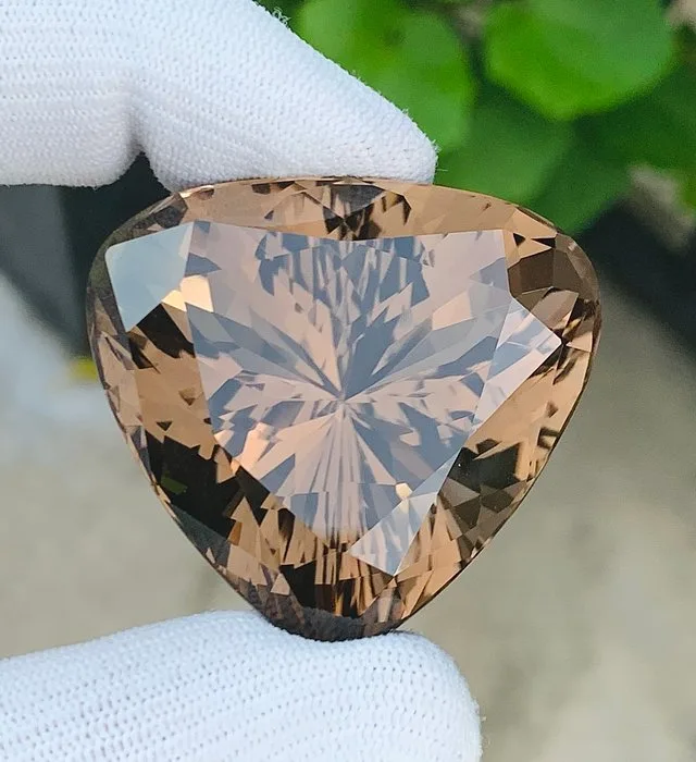 Brown Quartz - 267.56 ct - International Colored Gemstone Association (ICA GemLab) - Big Smoky Quartz