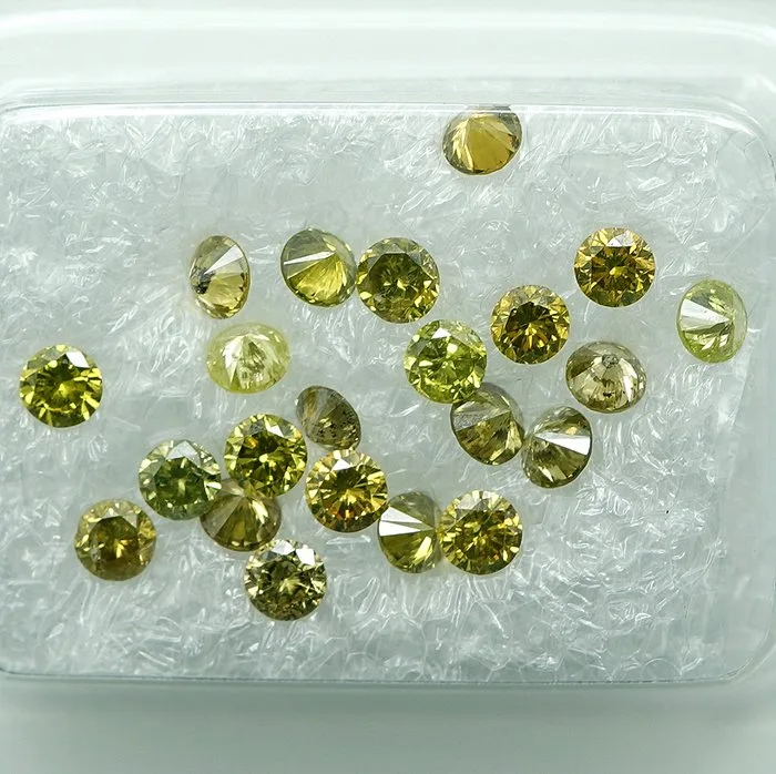 22 pcs Diamond (Colour-treated) - 1.02 ct - Round - Fancy vivid Greenish Yellow - VS1, I1 - Gem Report Antwerp (GRA)