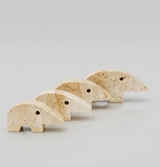 Sculpture, RARE and Exceptional SUITE OF 4 TRAVERTINE Anteaters – ATTRIBUTED TO FRATELLI MANNELLI – ITALY CIRCA - 7 cm - travertine
